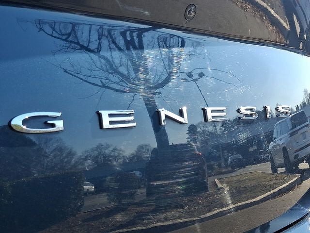 2022 Genesis G70 2.0T