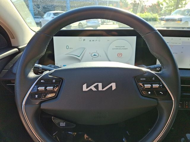 2024 Kia EV6 Light