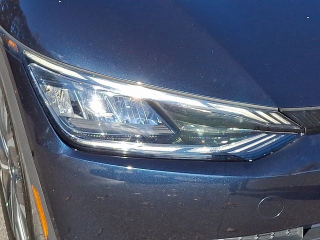 2022 Kia EV6 Light