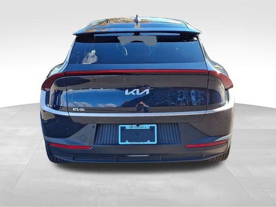 2022 Kia EV6 Light