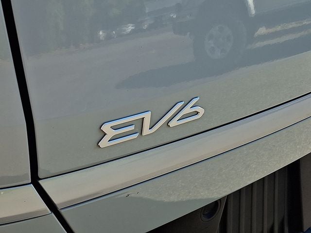 2024 Kia EV6 Light