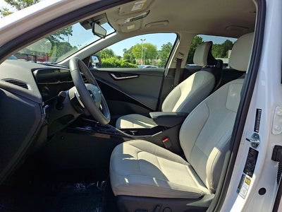 2023 Kia Niro EX