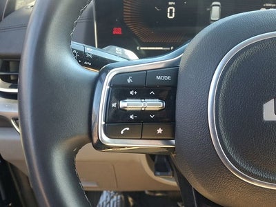 2025 Kia Carnival LXS