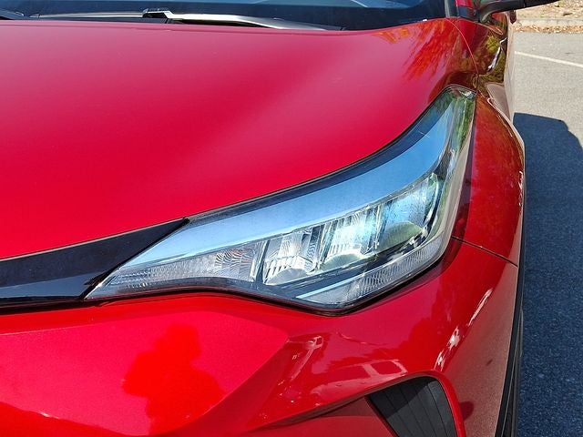 2022 Toyota C-HR XLE