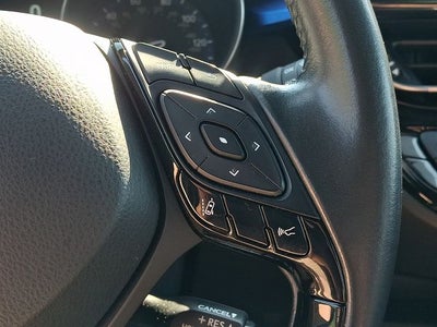 2022 Toyota C-HR XLE