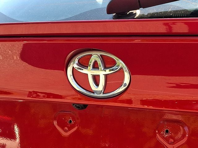 2022 Toyota C-HR XLE