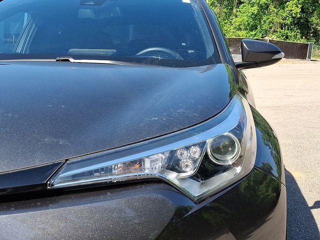 2018 Toyota C-HR XLE Premium