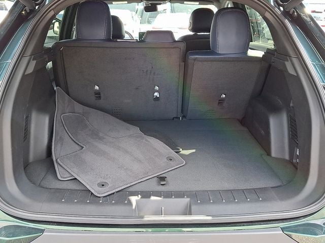 2023 VinFast VF 8 Plus