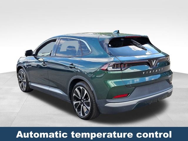 2023 VinFast VF 8 Plus