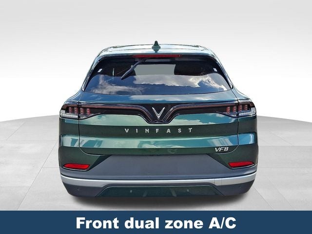2023 VinFast VF 8 Plus