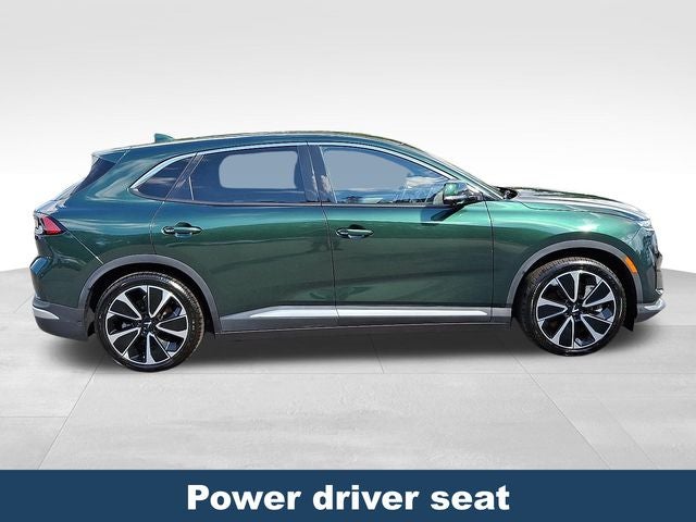 2023 VinFast VF 8 Plus