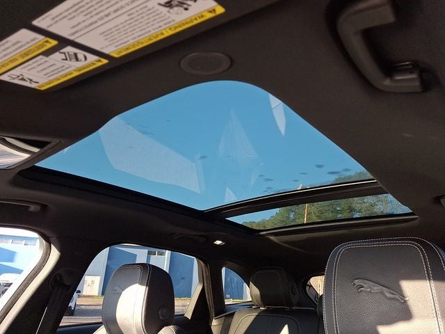 2024 Jaguar F-PACE P250 R-Dynamic S