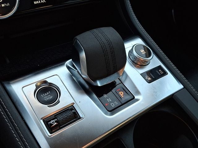 2024 Jaguar F-PACE P250 R-Dynamic S