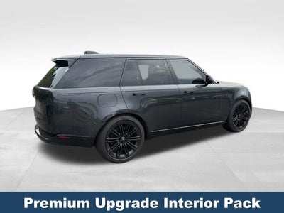 2025 Land Rover Range Rover SE