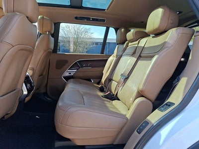 2023 Land Rover Range Rover SE LWB