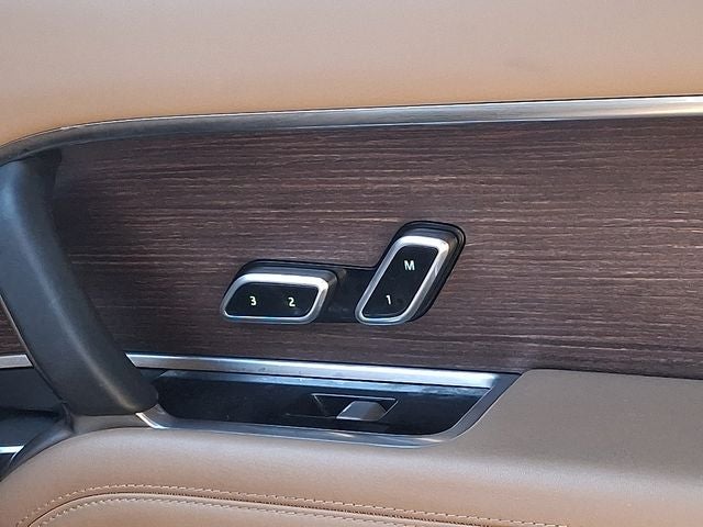 2023 Land Rover Range Rover SE LWB