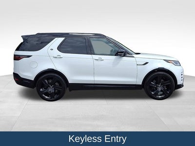 2023 Land Rover Discovery Metropolitan Edition