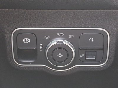 2025 Mercedes-Benz EQB 250+ Base