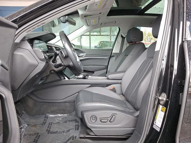 2021 Audi e-tron Premium quattro