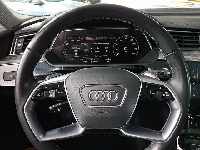 2021 Audi e-tron Premium quattro