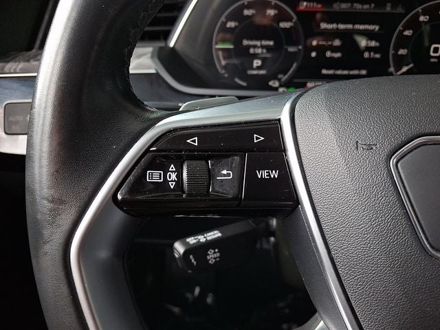 2021 Audi e-tron Premium quattro