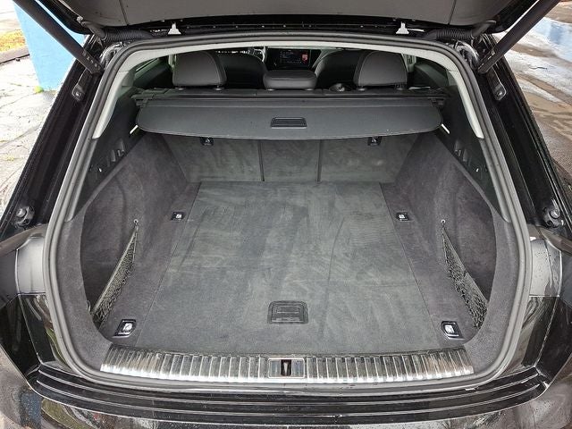 2021 Audi e-tron Premium quattro