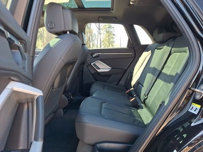 2022 Audi Q3 Premium quattro