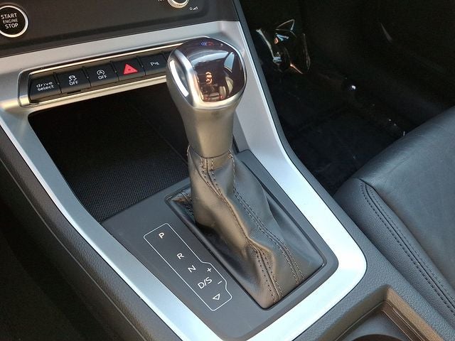 2022 Audi Q3 Premium quattro