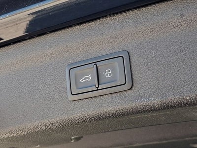 2022 Audi Q3 Premium quattro