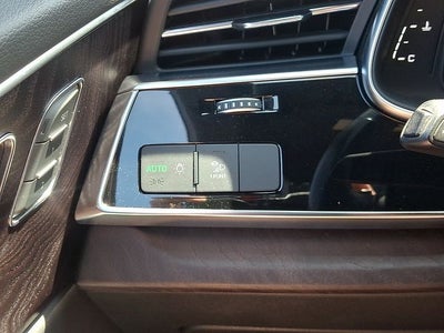 2021 Audi Q8 55 Premium Plus quattro
