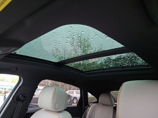 2024 Audi Q8 Sportback e-tron Prestige S line quattro