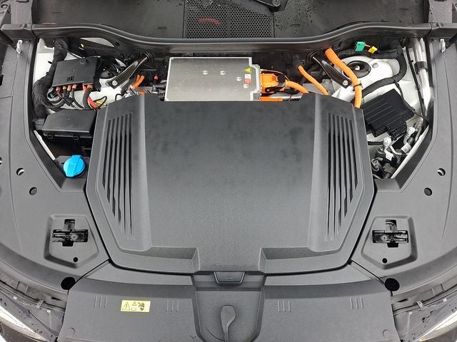 2024 Audi Q8 Sportback e-tron Prestige S line quattro