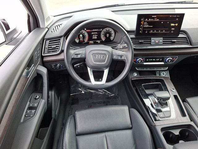 2024 Audi Q5 45 S line Premium Plus quattro