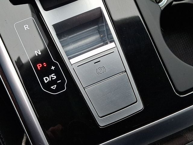 2020 Audi Q8 55 Prestige quattro