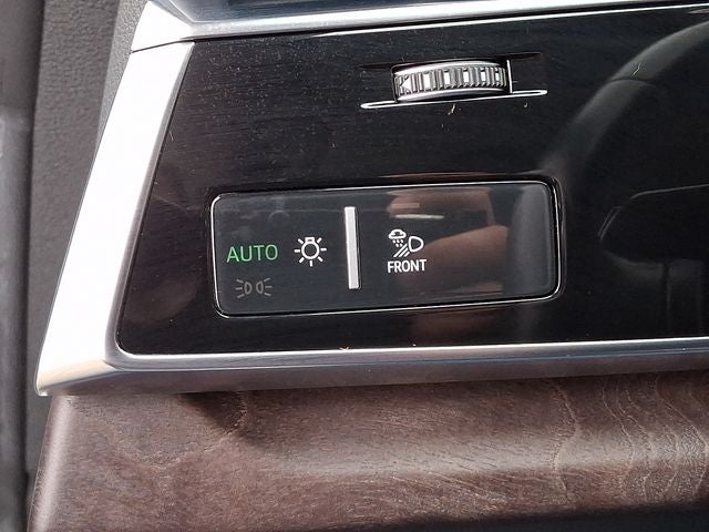 2020 Audi Q8 55 Prestige quattro