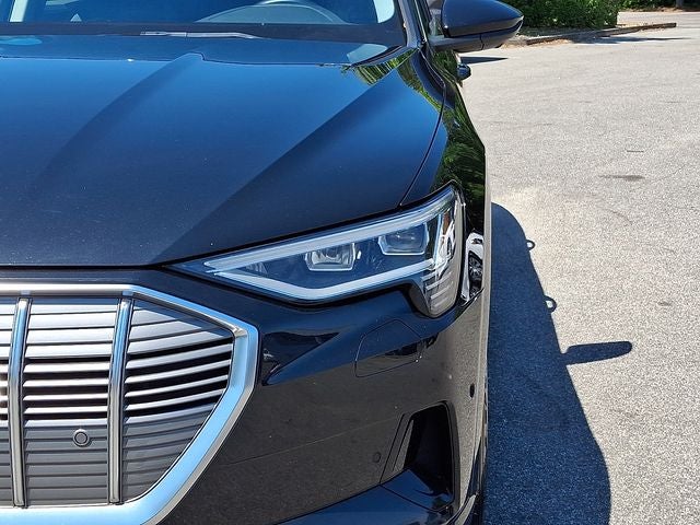 2019 Audi e-tron Premium Plus quattro