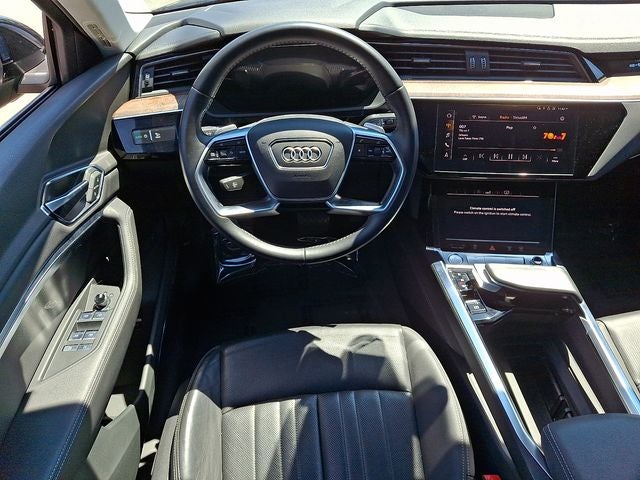 2019 Audi e-tron Premium Plus quattro