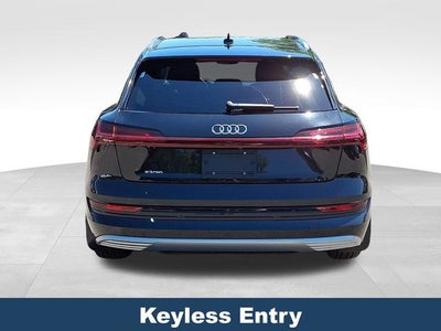 2019 Audi e-tron Premium Plus quattro
