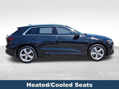 2019 Audi e-tron Premium Plus quattro