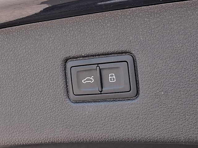 2025 Audi Q7 45 Premium Plus quattro