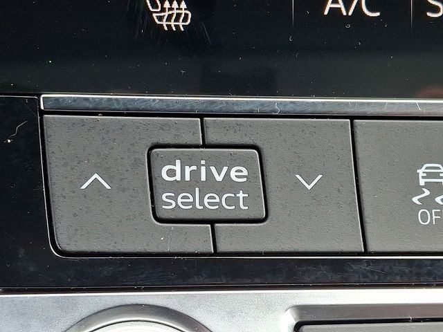 2025 Audi Q7 55 Premium Plus quattro