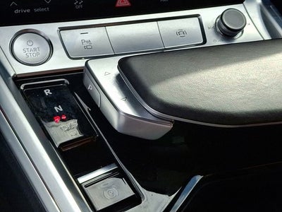 2019 Audi e-tron Prestige quattro