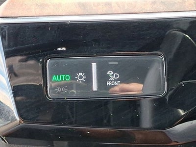 2019 Audi e-tron Prestige quattro