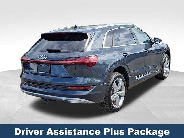 2019 Audi e-tron Prestige quattro