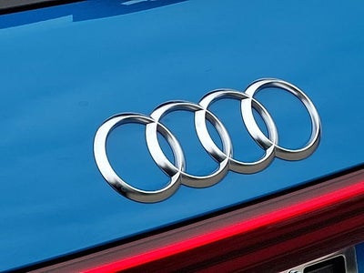 2019 Audi e-tron Prestige quattro