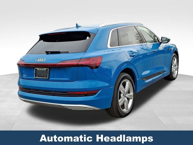 2019 Audi e-tron Prestige quattro