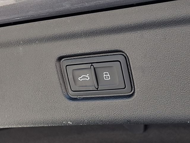 2025 Audi A6 Sportback e-tron Premium