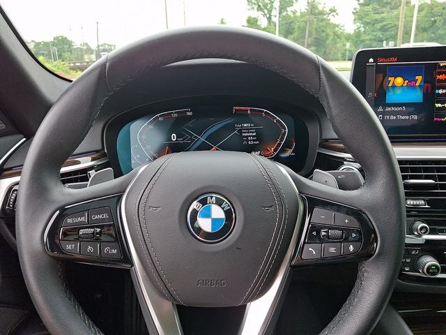 2023 BMW 5 Series 530i