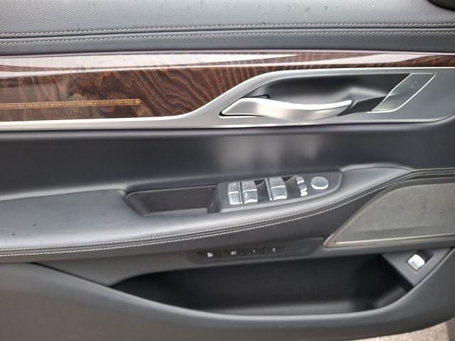 2022 BMW 7 Series 750i xDrive