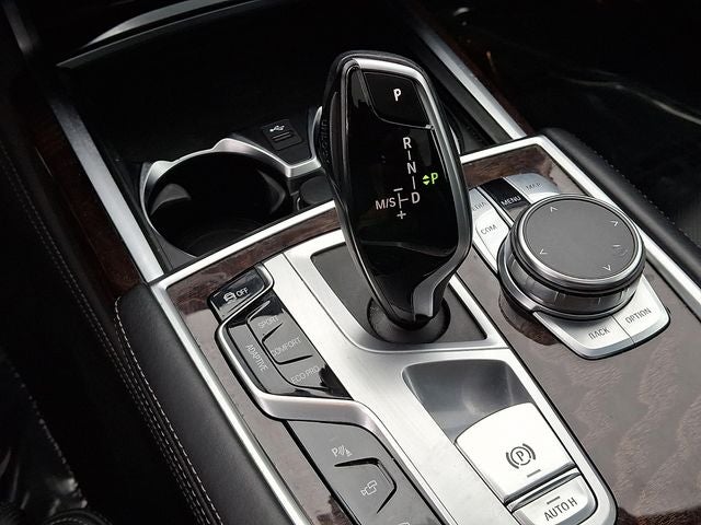 2022 BMW 7 Series 750i xDrive